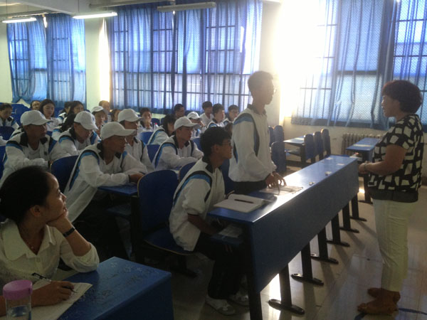 经贸学院15级韩家鸿 (2).JPG 经贸学院15级韩家鸿 (2).JPG
